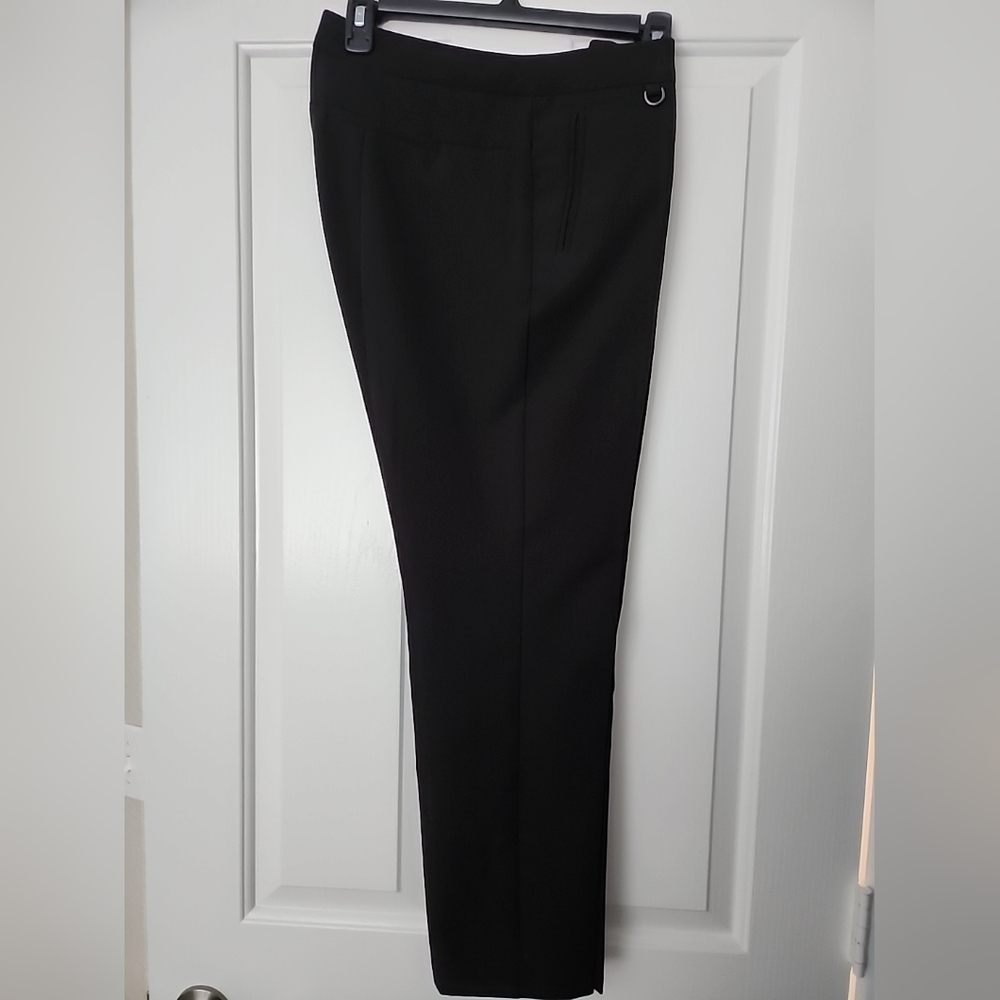 Adrianna Papell Women's Black Slim Leg Pant in size 8